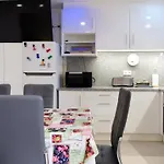 Guestready - An Amazing Blue Ocean View Apartment *