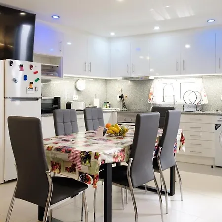 Guestready - An Amazing Blue Ocean View